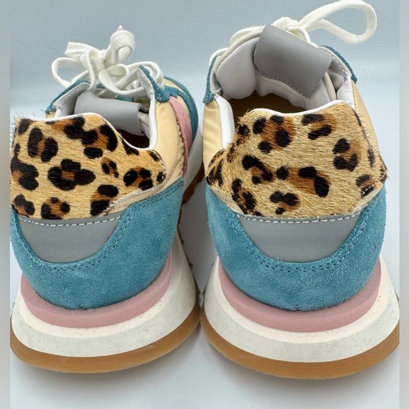 GREATS NWT Sz 8.5 Stylish Blue and Pink Women's Greenpoint Running Sneakers - Picture 3 of 8